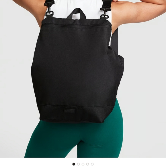 Pink backpack - Picture 2 of 9